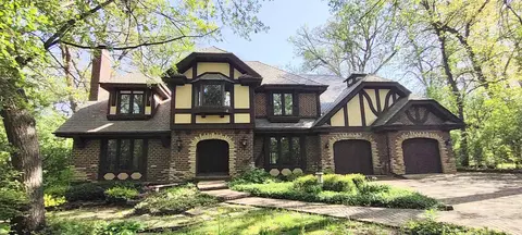 Exterior - 27 W161 Mack Rd, Wheaton, IL 60189 photo 8 of 8