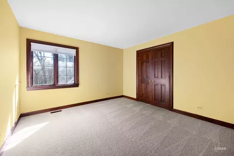 Bedroom - 27 W161 Mack Rd, Wheaton, IL 60189 photo 4 of 6