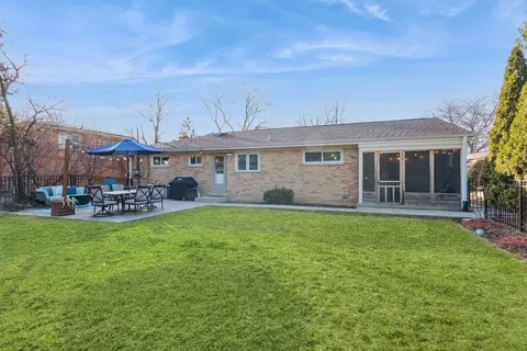 Other - 549 E Park Ave, Elmhurst, IL 60126 photo 3 of 3
