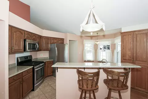 1001 Interloch Ct, Algonquin, IL 60102 photo 9