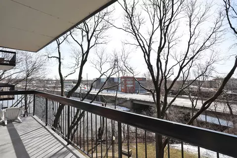 Exterior - 711 S River Rd #416, Des Plaines, IL 60016 photo 4 of 4