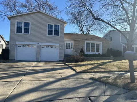 141 Green Meadows Dr, Glendale Heights, IL 60139