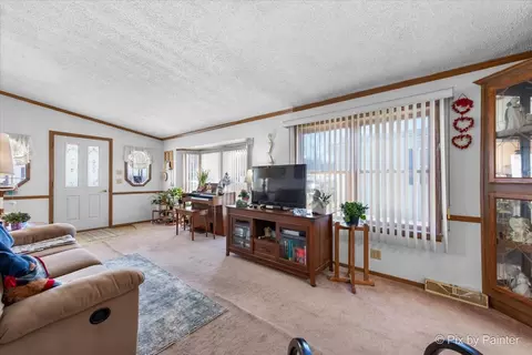 232 Bayview Rd, Elgin, IL 60123 photo 4