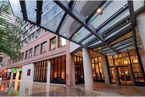 211 E Ohio St #610, Chicago, IL 60611