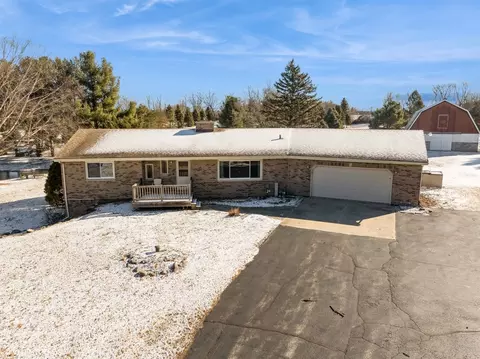 11175 Corrigan Rd, Roscoe, IL 61073