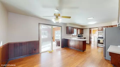 11175 Corrigan Rd, Roscoe, IL 61073 photo 5