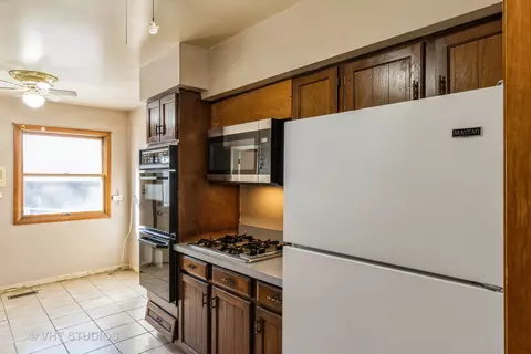 75 Carthage Ln, Hoffman Estates, IL 60169 photo 14
