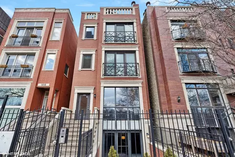 1414 W Chestnut St #1, Chicago, IL 60642