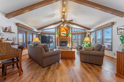 Living - 22 Delburne Dr, Davis, IL 61019 photo 1 of 3