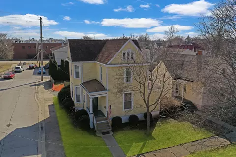825 E Jefferson St, Bloomington, IL 61701 photo 3
