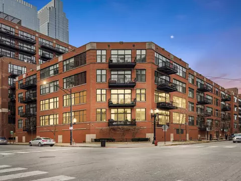 333 W Hubbard St #510, Chicago, IL 60654