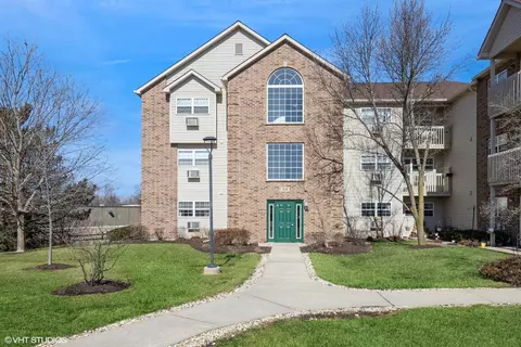510 Cunat Blvd #1C, Richmond, IL 60071