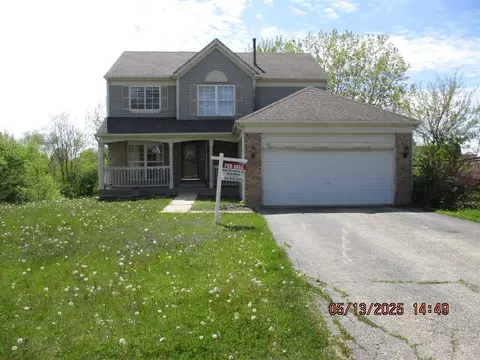82 Green Valley Ct, Round Lake Beach, IL 60073