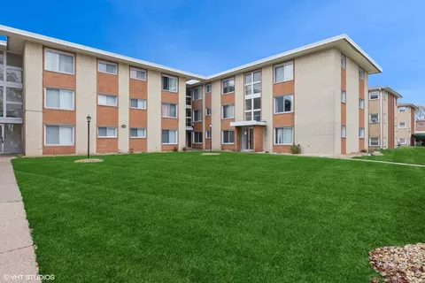 Exterior - 14633 Keystone Ave #1B, Midlothian, IL 60445 photo 2 of 2