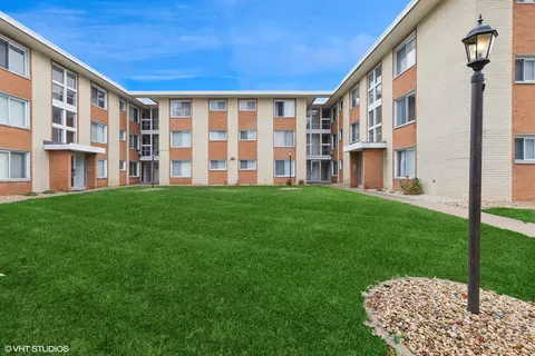 14633 Keystone Ave #1B, Midlothian, IL 60445