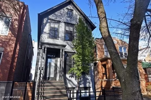 2028 W Cortland St, Chicago, IL 60647