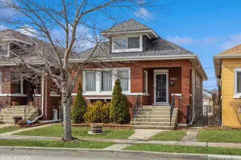 2706 Oak Park Ave, Berwyn, IL 60402