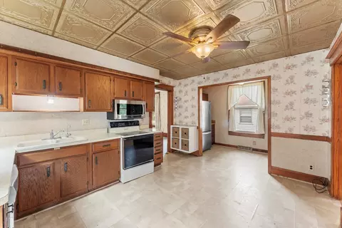 Kitchen - 715 Reed St, Beecher, IL 60401 photo 3 of 4