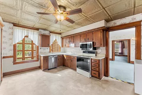 Kitchen - 715 Reed St, Beecher, IL 60401 photo 1 of 4