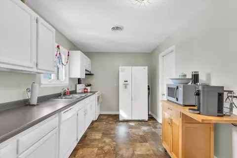 8 Normandy Pl, Champaign, IL 61821 photo 12