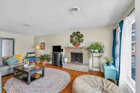 8 Normandy Pl, Champaign, IL 61821 photo 5