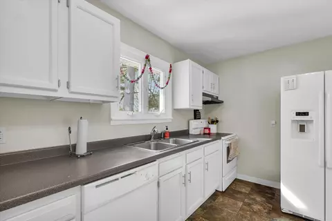 8 Normandy Pl, Champaign, IL 61821 photo 13