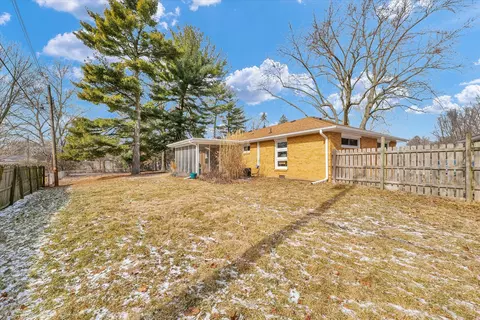 8 Normandy Pl, Champaign, IL 61821 photo 31