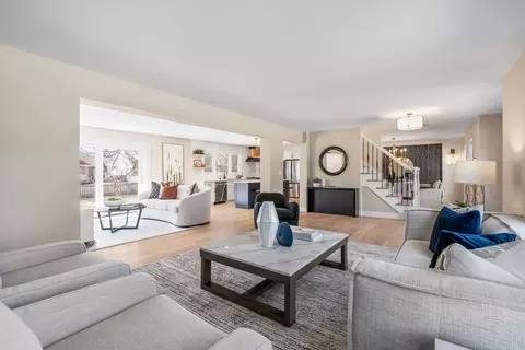 Living - 1950 Cromwell Dr, Wheaton, IL 60189 photo 2 of 3