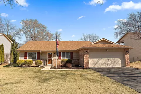 322 Thistle Dr, Bolingbrook, IL 60490