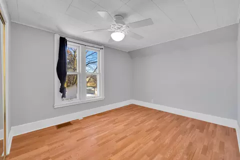 Bedroom - 515 Orange St, Elgin, IL 60123 photo 1 of 4