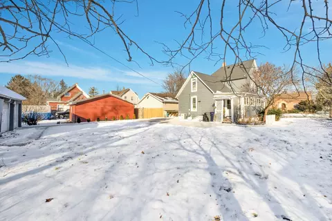 Exterior - 515 Orange St, Elgin, IL 60123 photo 5 of 6