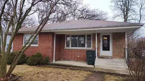 1129 Olga St, Mundelein, IL 60060
