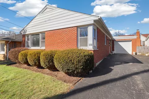 330 Prairie Ave, Highwood, IL 60040