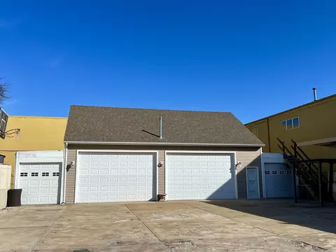 Exterior - Undisclosed, Aurora, IL 60505 photo 7 of 7