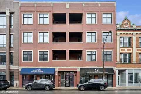 2245 W North Ave #203, Chicago, IL 60647