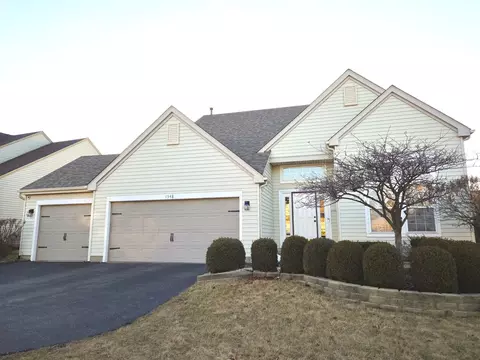 1548 Magnolia Dr, Crystal Lake, IL 60014