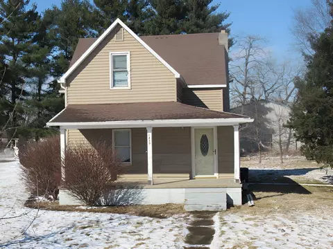 1439 Oakwood Ave, Danville, IL 61832