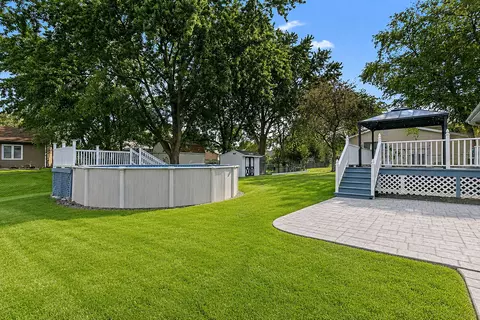 Exterior - 772 Balboa Ter E, Bartlett, IL 60103 photo 4 of 5