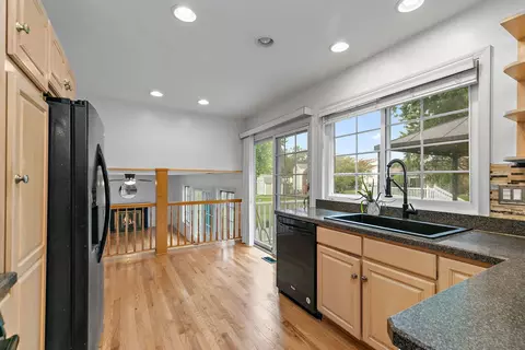Kitchen - 772 Balboa Ter E, Bartlett, IL 60103 photo 1 of 3