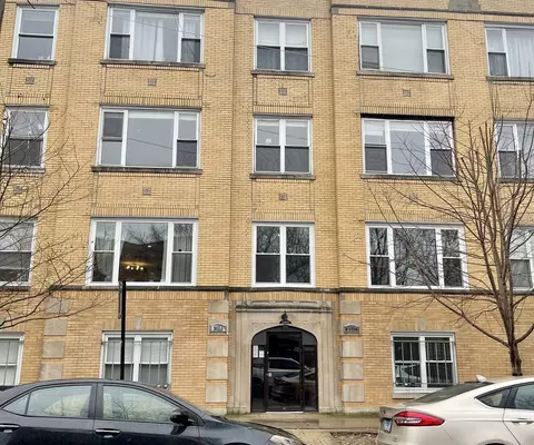 2735 W Le Moyne St #2, Chicago, IL 60622