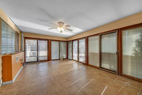 77 Graymoor Ln, Olympia Fields, IL 60461 photo 12