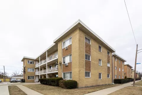 4600 River Rd #C5, Schiller Park, IL 60176