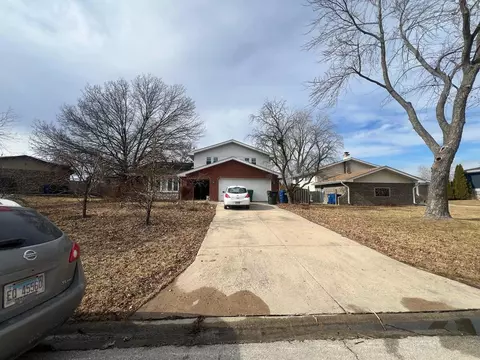 14010 S Derby Dr, Orland Park, IL 60467