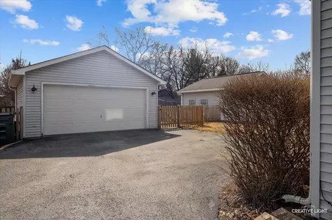 952 First St, Batavia, IL 60510 photo 17