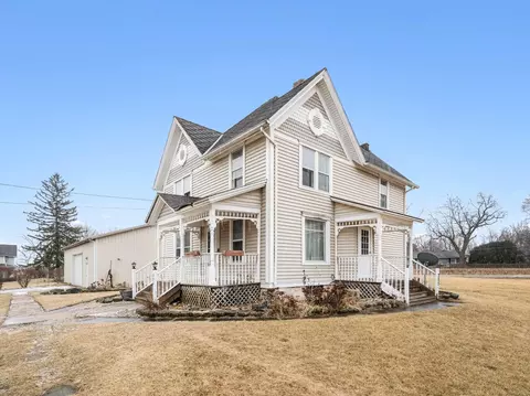 202 S East St, Newark, IL 60541