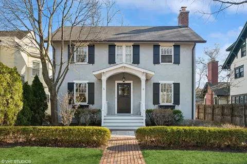 261 Vine Ave, Lake Forest, IL 60045