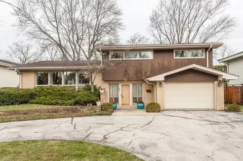 1056 Edgebrook Ln, Glencoe, IL 60022