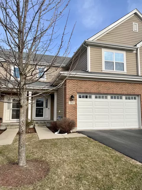 757 N Winchester Dr, Palatine, IL 60067