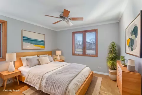 1014 Walter Ave, Des Plaines, IL 60016 photo 5
