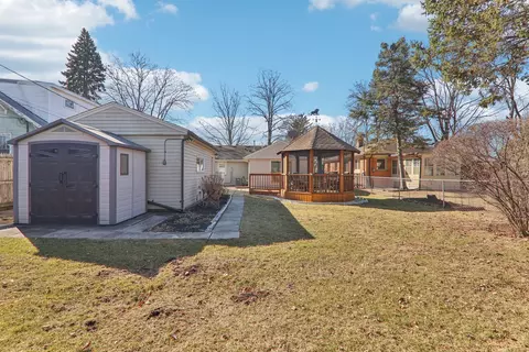 1014 Walter Ave, Des Plaines, IL 60016 photo 23